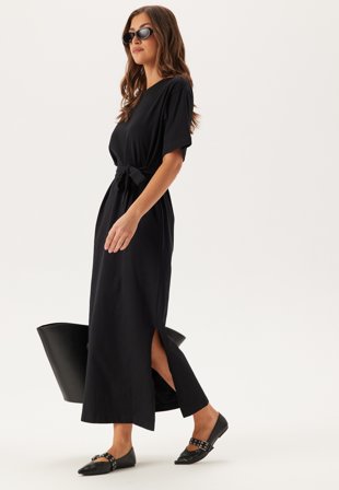 SELECTED - Slfessential Ss Pocket Ankle D - Black - Kläder - - Bubbleroom