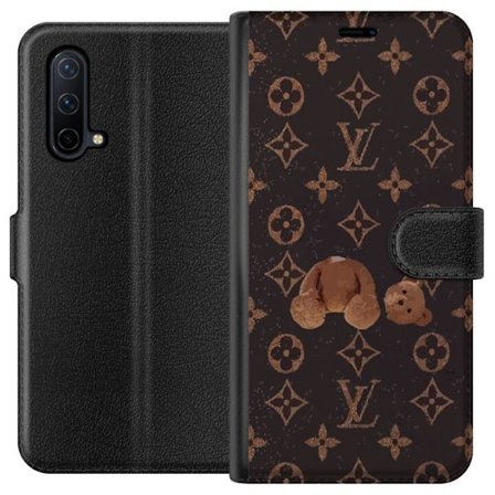 Kompatibel Tegnebogsetui til OnePlus OnePlus Nord CE 5G Luksuriøst monogrammønster med knust bamse i mørk modeæstetik