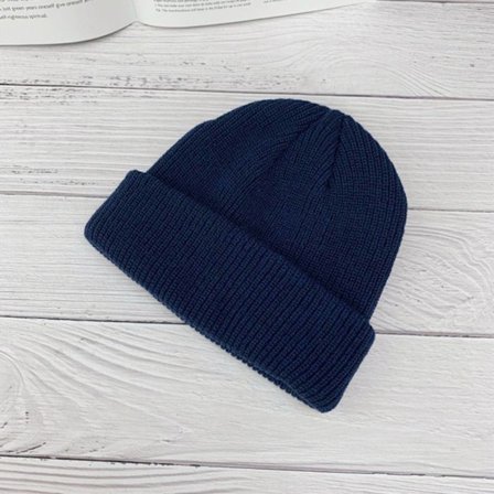 {xjxj} Vintervarme hatte damehatte 6 6