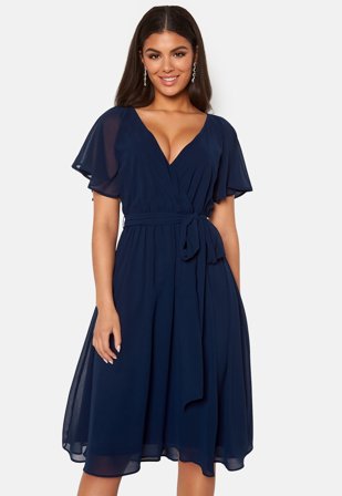 Goddiva Flutter Chiffon Midi Dress Klær