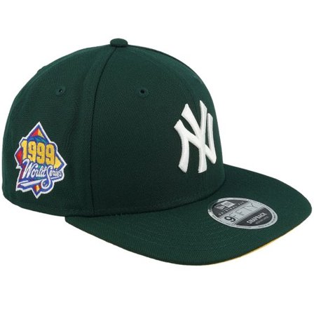 New Era - MLB Grön snapback Keps - Hatstore Exclusive x New York Yankees 1999 Side Patch 9FIFTY Dark Green/White Snapback @ Hatstore