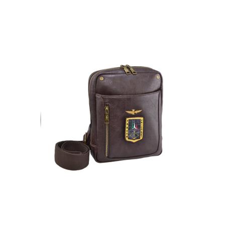 Handväskor Aeronautica Militare Am471mo Bruna Produkt Av Avvikande Storlek