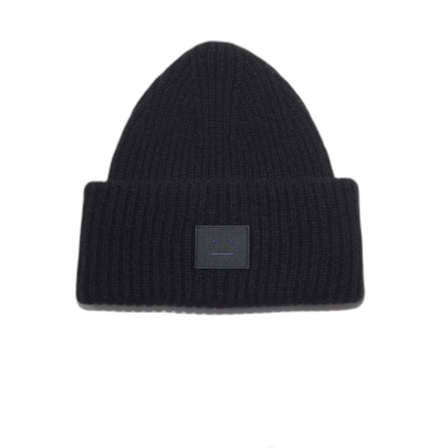 Svart acne mössa