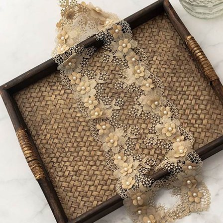 Pilgrimsmussla Flower Beaded Broderat KAFFE