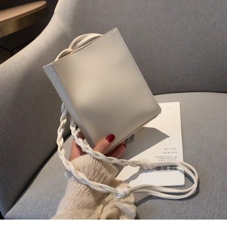 Axelväska Messenger Bag VIT