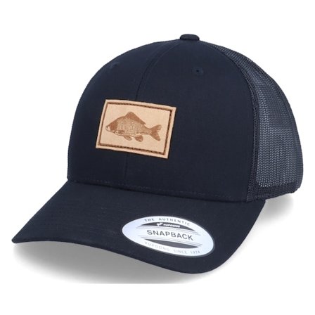 Skillfish - Sort trucker Kasket - Carp Fish Patch Black Trucker @ Hatstore