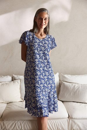 Cellbes of Sweden - Jersey-kjole med volanger i blå / mønstret for damer i størrelse 62/64