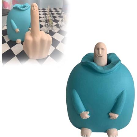 Morsom smilende langfingerstatue ornamenter, nyhet harpiks finger mann skulptur dekorasjoner, quirky langfinger hånd