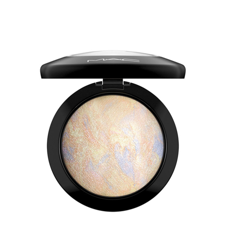 MAC Mineralize Skinfinish Lightscapade - Cipria compatta