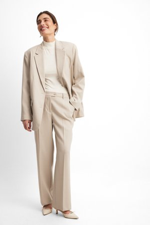 NA-KD Pantalon de tailleur ajusté à taille mi-haute - Pantalon cigarette - Beige - EU 38