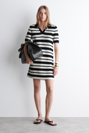 COS Damen Kurzes Polokleid Mit Lochstrickmuster - Weiss