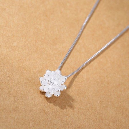 Flower necklace - silver color