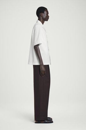COS Men's Camp-Collar Seersucker Shirt in White