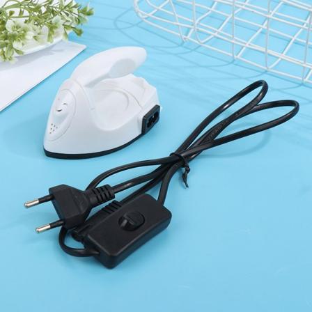 Mini Craft -sähköinen silitysrauta, kannettava kätevä lämpöpuristin DIY valkoinen EU-pistoke valkoinen White EU Plug