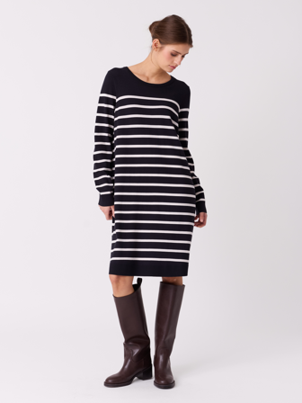 MATCH - Violette kjole - Jean Paul - Str. L - Dame - Kjoler & Skjørt - Blå - 72% viskose, 28% polyester - resirkulert