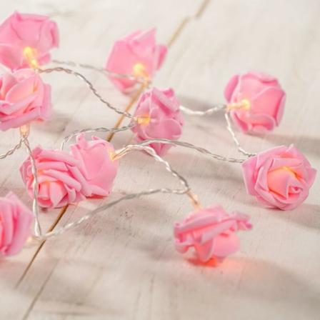 Lyslenke 3m hvite blomster med 20 varmhvite LED-er batteridrevet rosa KLB