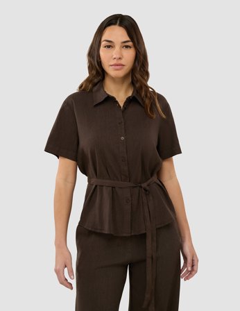 Shaping New Tomorrow - Dame - Linen Shirt Short Sleeved - Espresso - Størrelse S