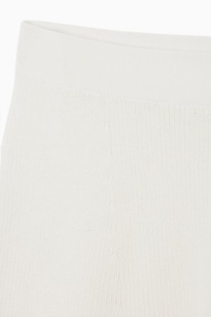COS Women's Bermuda In Maglia A Coste in Bianco