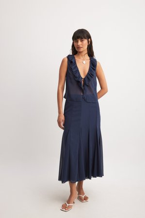 NA-KD - Vid Mermaid-chiffonskjørt - Plisserte skjørt - Marineblå - EU 34