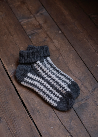 Järbo GARN Mønster Nordavind Raggsokker