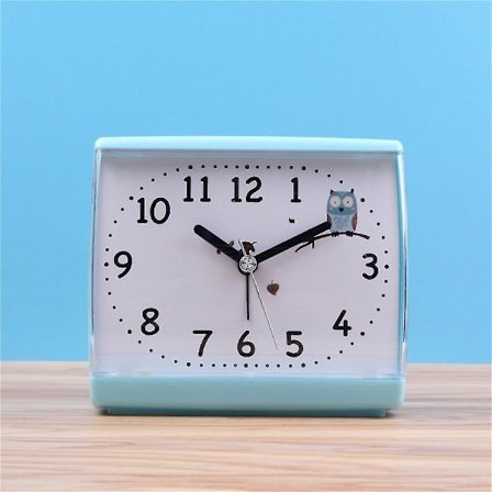 4.6 " Firkantet, Kompakt og Lett Vekkerklokke (Blå) (hy)