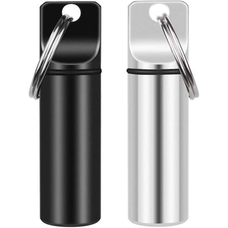 Liten lommepilleboks nøkkelring, bærbar mini aluminiumspilleboks for utendørs camping og reiser (2 stk, svart + sølv)