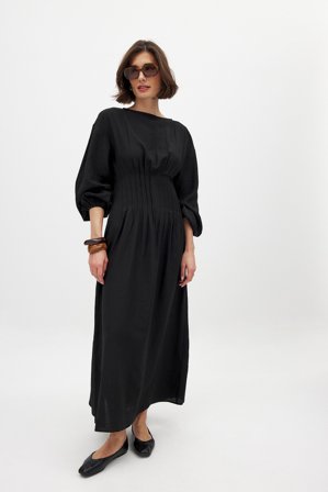 NA-KD - Plissert midikjole med lange ermer - Høstkjoler - Svart - EU 40