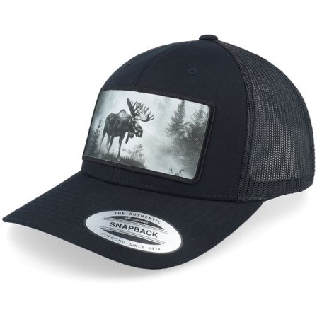 Hunter - Svart trucker Keps - "Big Moose Wide Patch Retro Black Trucker " @ Hatstore