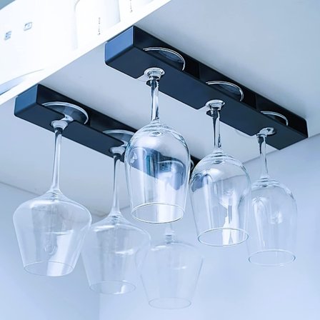 Vinglasophæng til underskab, 2 stk. sorte hyldevinglas