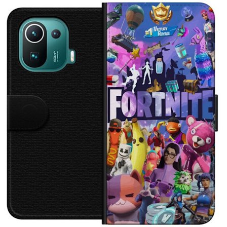 Xiaomi Mi 11 Pro Plånboksfodral Fortnite kollage med ikoniska karaktärer, skins, Victory Royale och starka färger som skapar ett energifyllt och ac