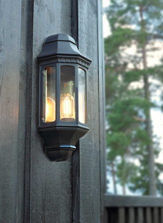 Genova 170 utelampe - sort