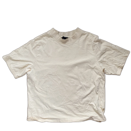 Ljusgul t-shirt med 70-tal vibes!!