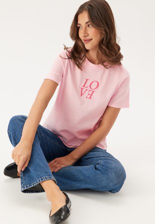 Pieces - Pcskylar Ss Printed T-shirt Jr - Pink-a-boo Print:love - Kläder - - Bubbleroom