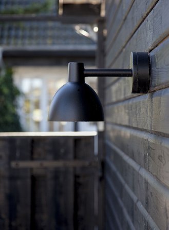 Toldbod 220 utelampe vegg - sort