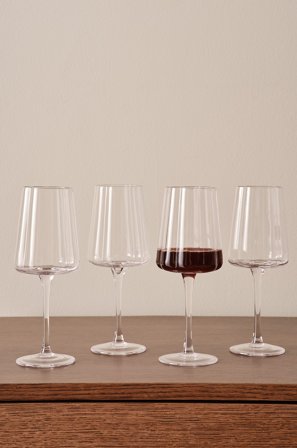 Jotex - Vinglass 4-pk Transparent - NINA - Kjøp Glass hos Jotex