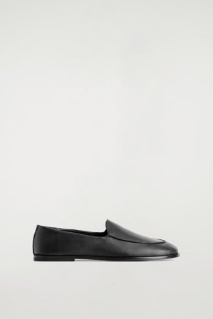 COS Frauen Klassische Loafers Aus Leder in Schwarz