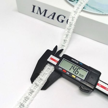 45 yards sömnadsband i spetstyg A A