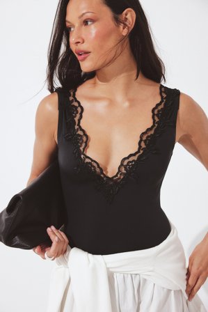 NA-KD Body mit Spitzeneinsatz - Bodysuits - Schwarz - S (EU 34-36)