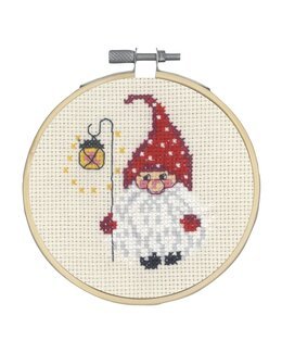 Broderikit Billede Julenisse og lanterne - Permin