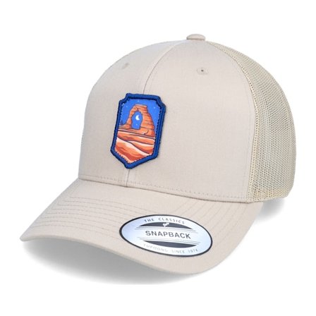 Wild Spirit - Beige trucker Caps - Moonlight Arc Patch Beige Trucker @ Hatstore