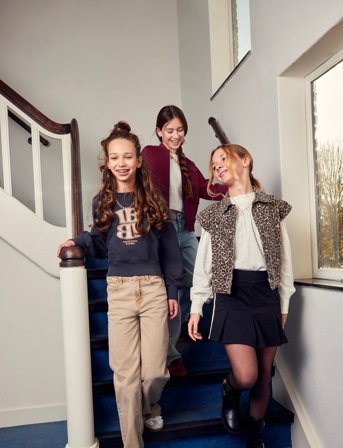 Indian Blue Jeans Sweater Lava Dye - Black - 164