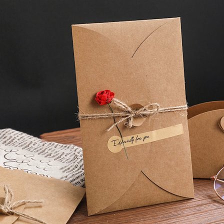 Vintage Blanks Gratulationskort Litet färskt kraftpapper Manual Creatives DIY Torkad Blomma Gratulationskort för julfest