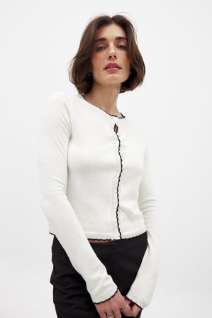 NA-KD - Strikket cardigan med kontrastfarge og knapper - Cardigan - Offwhite - XS