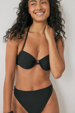 NA-KD hochgeschnittenes Bikini-Höschen - Bikinis - Schwarz - S (EU 34-36)