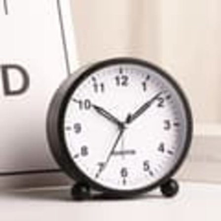 Stille Analog Vækkeur Rund - Sort