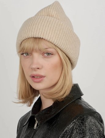 SUI AVA Cashmere Beanie - Beige - ONE SIZE