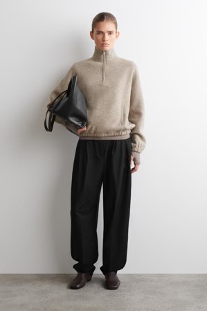 COS Women's Maglione In Lana Merino Cotta Con Cerniera in Beige