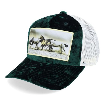 Calza Pennello - Grønn trucker Caps - Wild Horses Velvet Green/Ivory A-frame Trucker @ Hatstore