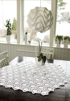 Duk med cirklar av blommor - Järbo