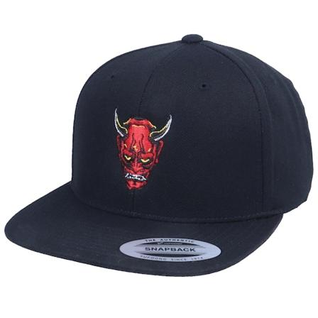 Iconic - Svart snapback Caps - Red Oni Demon Mask Black Snapback @ Hatstore